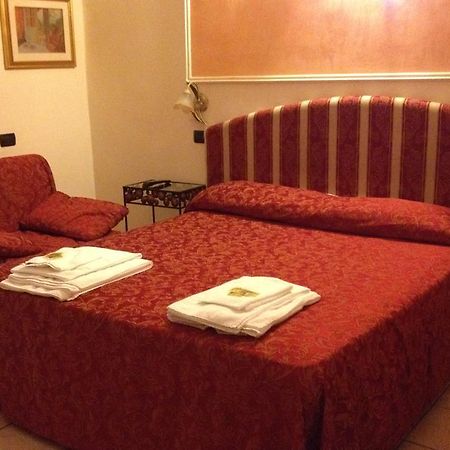 Hotel Sicilia Μιλάνο Εξωτερικό φωτογραφία